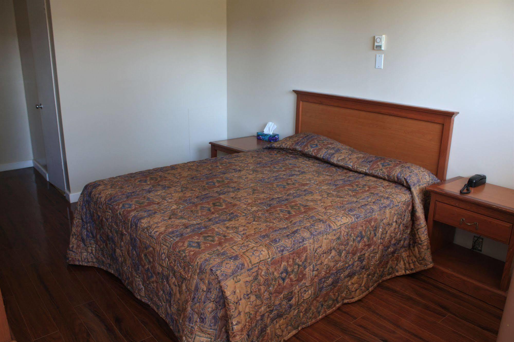 Grand Motel Saint-Hubert Лонгёй Экстерьер фото
