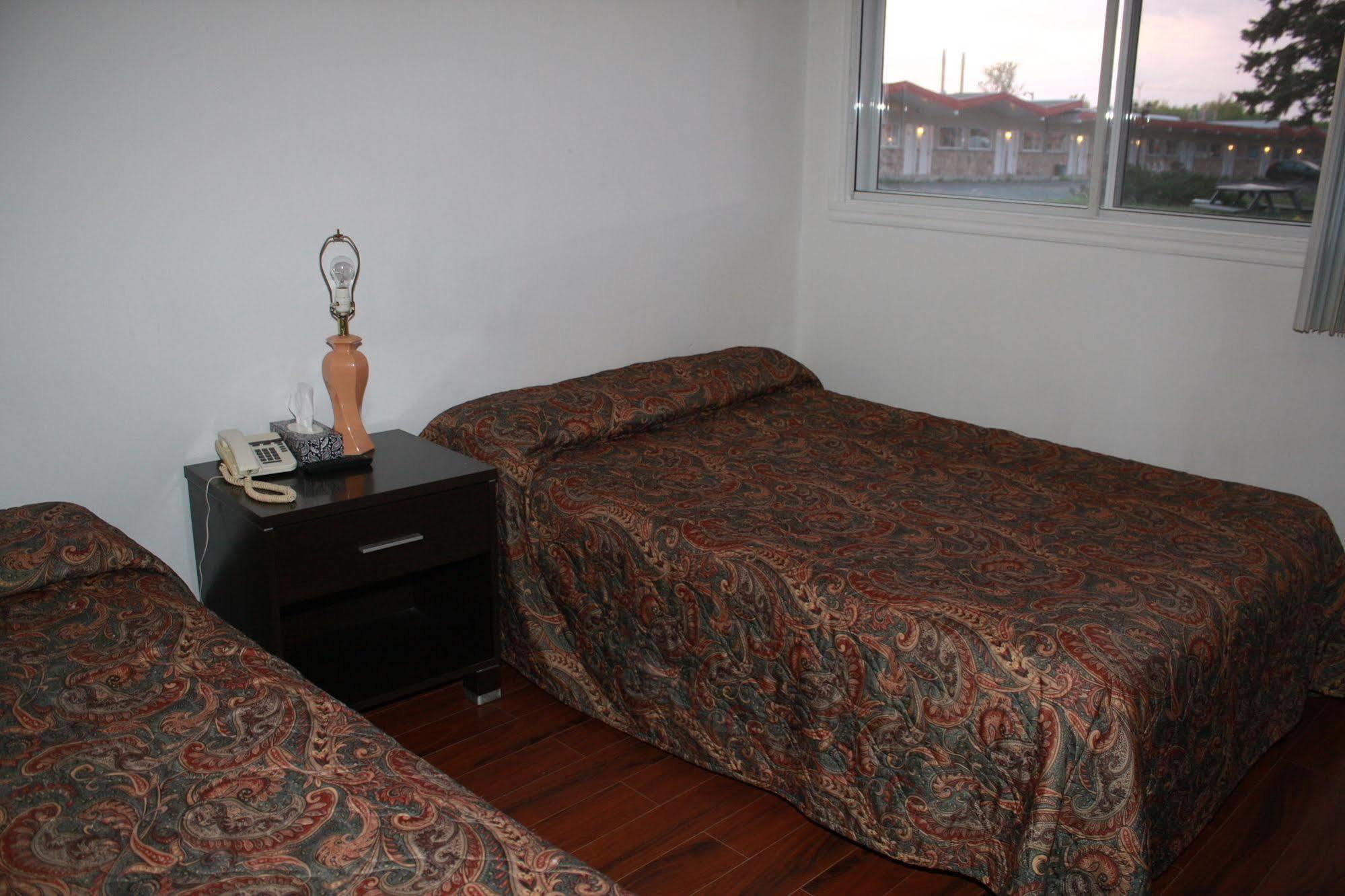 Grand Motel Saint-Hubert Лонгёй Экстерьер фото